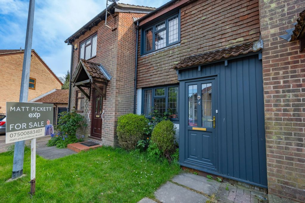 Property photo 1 of 12
