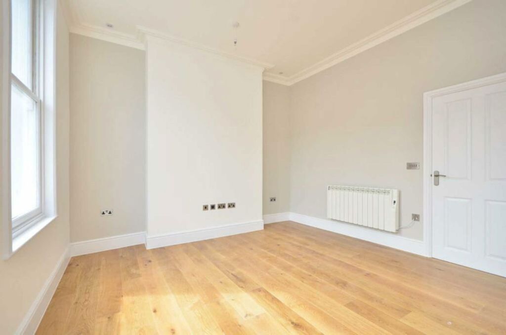 Property photo 2 of 3