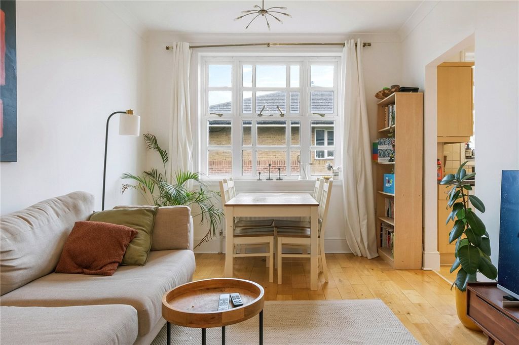 Property photo 3 of 12 Picture No. 12