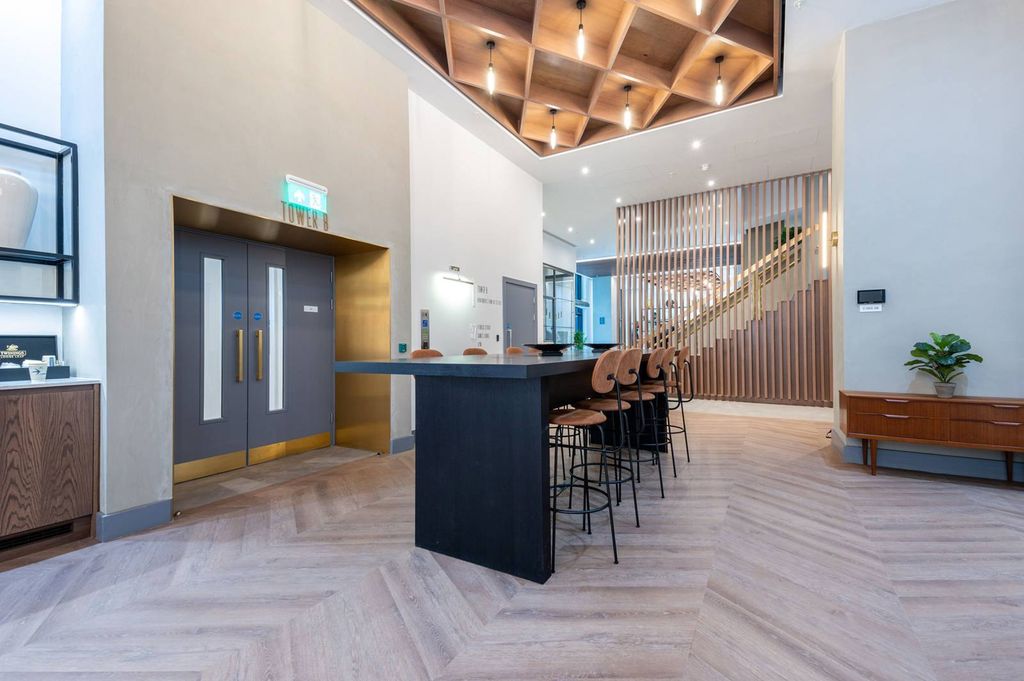 Property photo 2 of 44