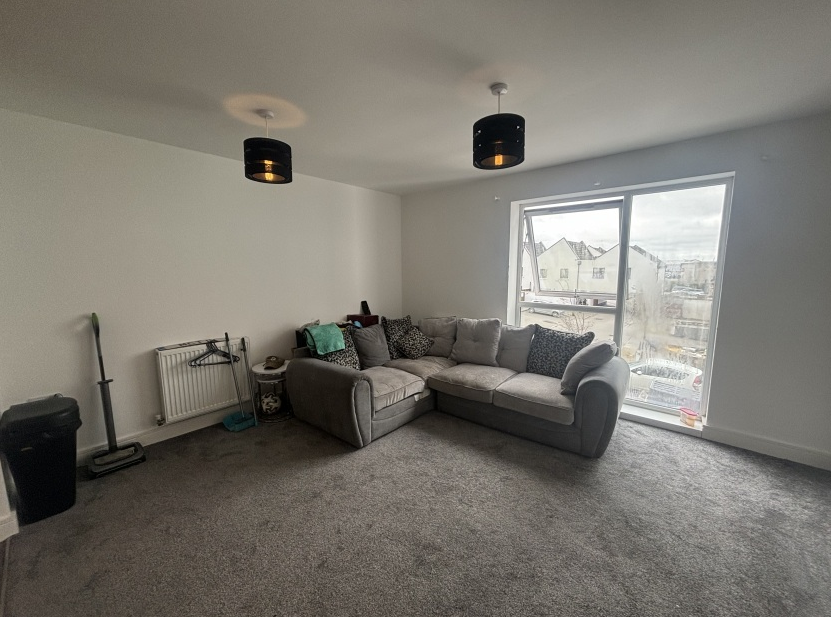 Property photo 3 of 6