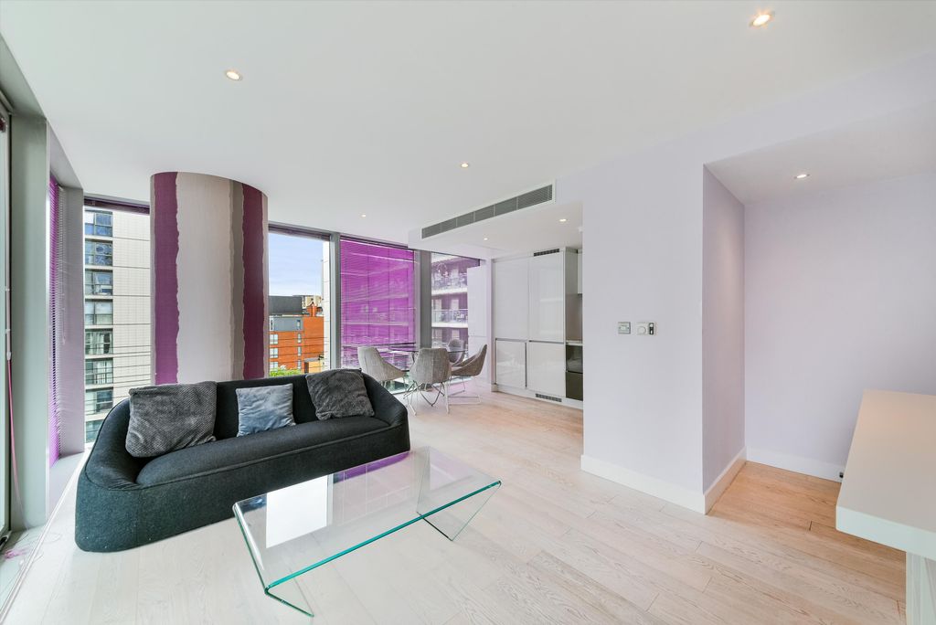Property photo 1 of 12 Image