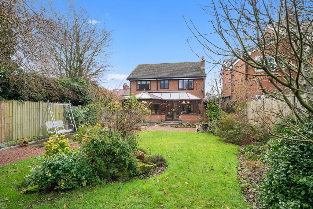 Property photo 1 of 33
