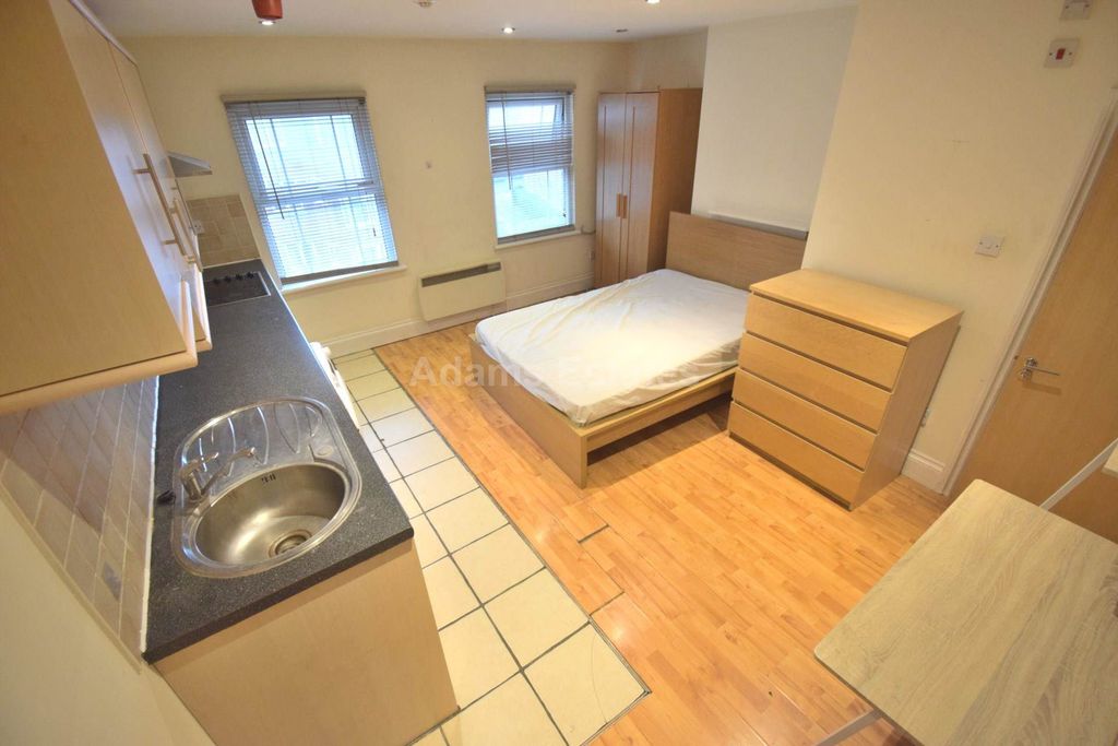Property photo 2 of 3