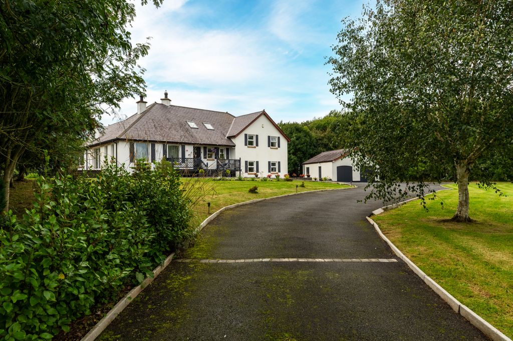 Property photo 3 of 75 018