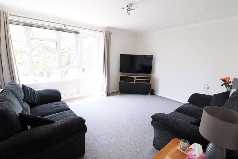 Property photo 3 of 12 Photo 9