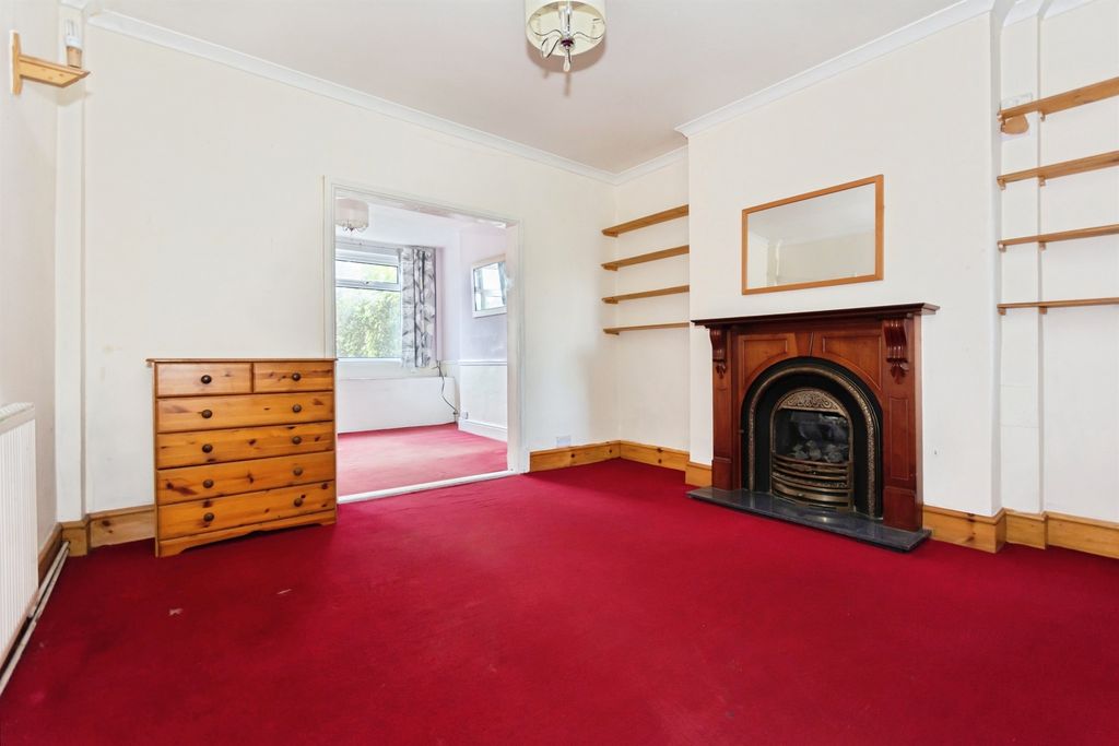 Property photo 3 of 17