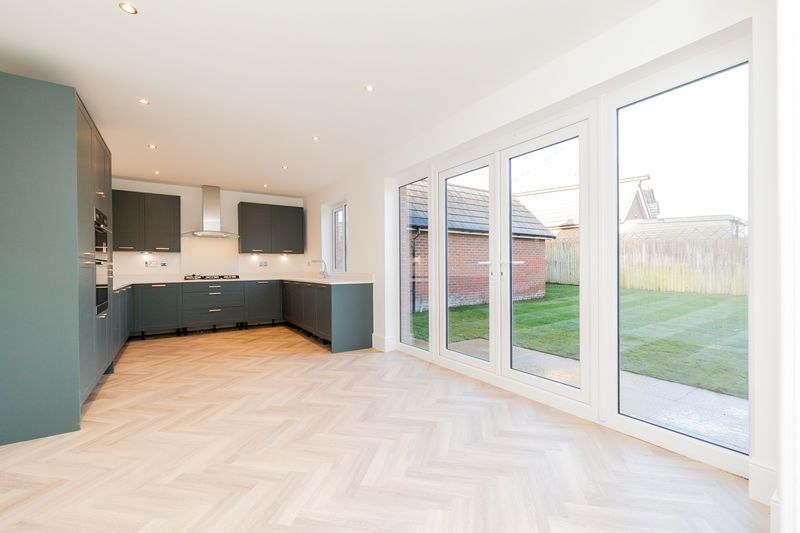 Property photo 2 of 48 Photo 14