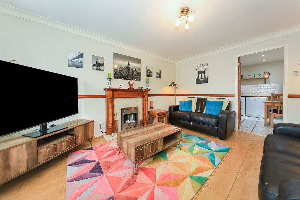 Property photo 3 of 15