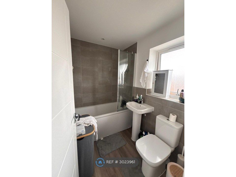 Property photo 2 of 2