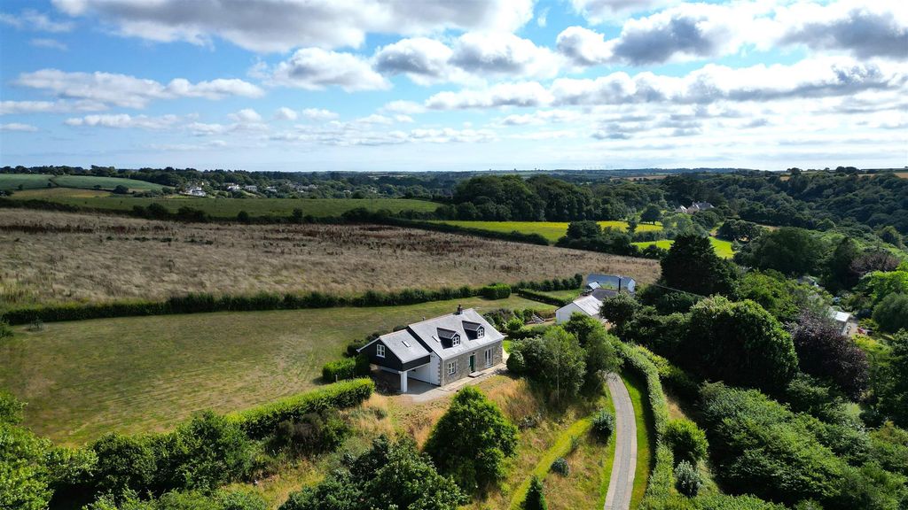 Property photo 3 of 24