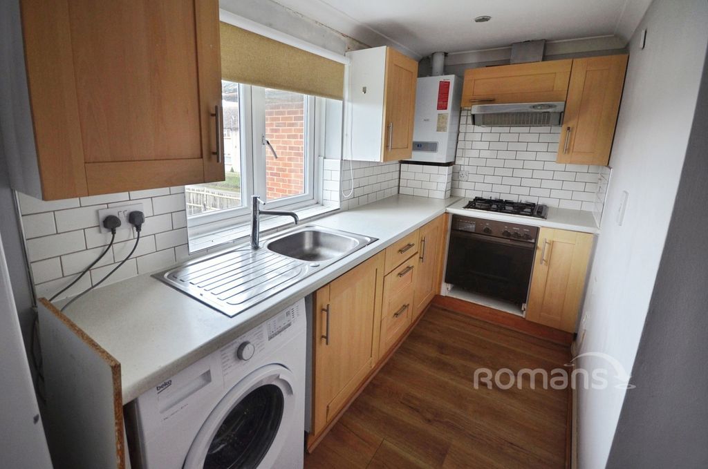 Property photo 2 of 12 Pbox-Img.Jpg