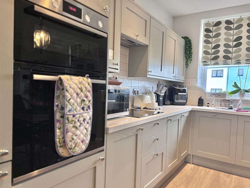 Property photo 3 of 18 Img_4929.Jpg