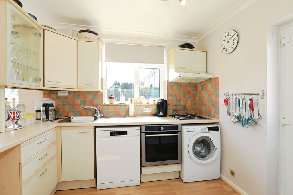 Property photo 3 of 15