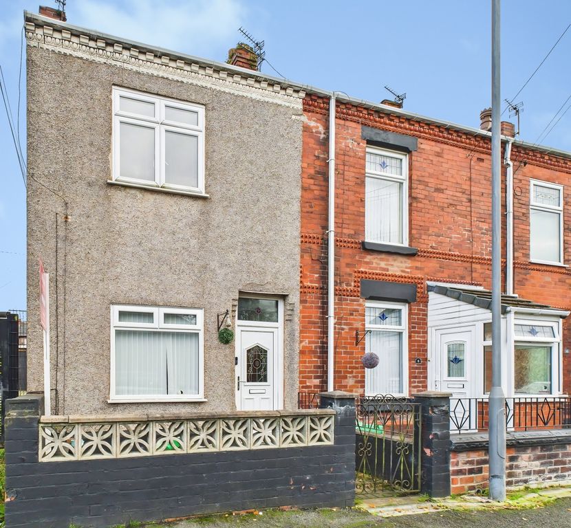Property photo 1 of 17