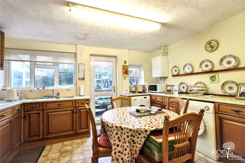 Property photo 2 of 13 Picture No. 04