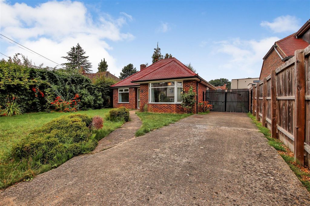 Property photo 1 of 16 Front.Jpg