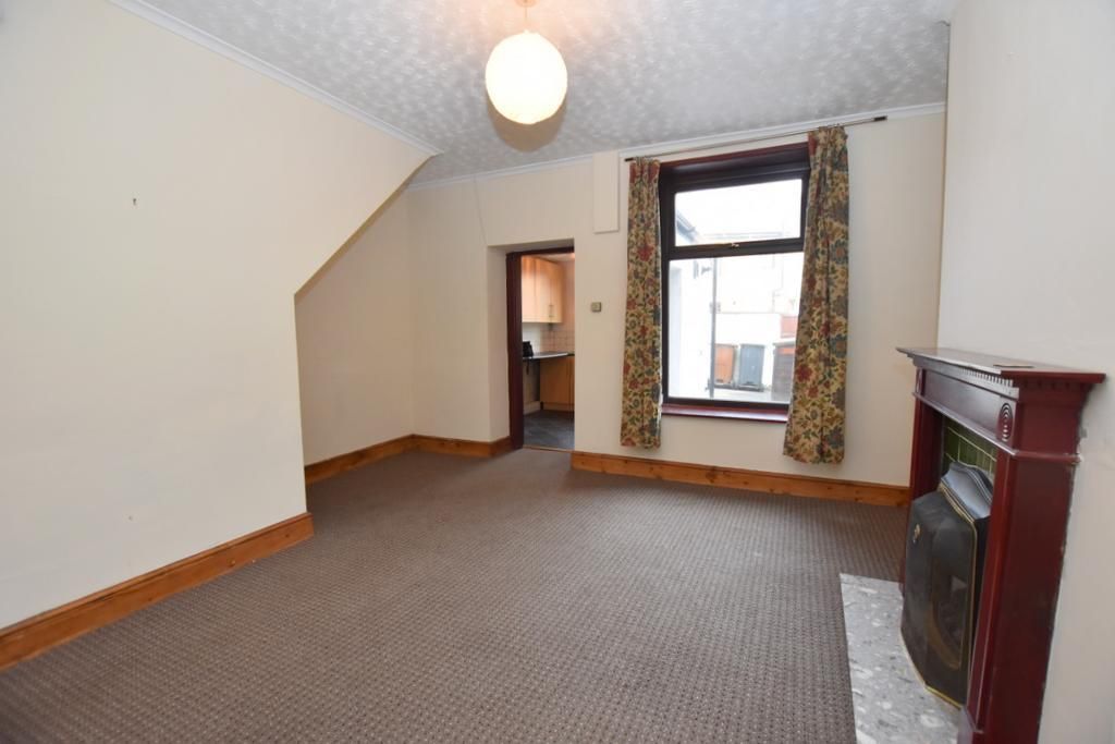 Property photo 3 of 10 Photo 3