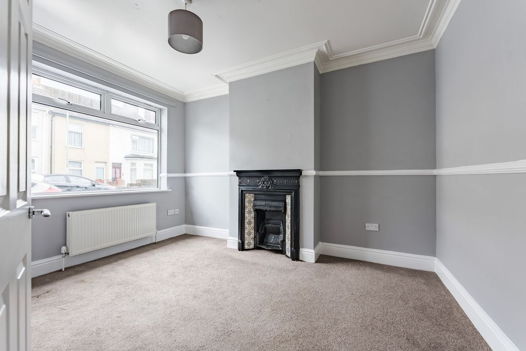 Property photo 3 of 15