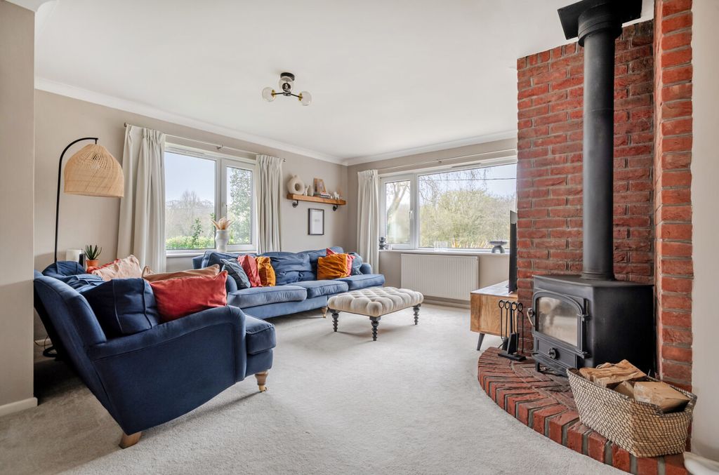 Property photo 2 of 14 1424033-29-69Aec0...