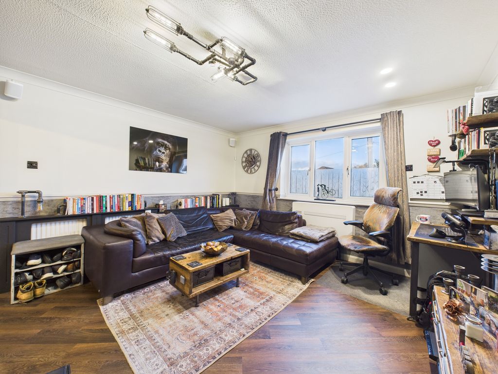 Property photo 3 of 8 Living Room