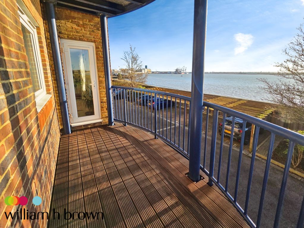 Property photo 2 of 17 Image