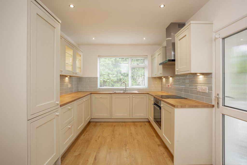 Property photo 3 of 29