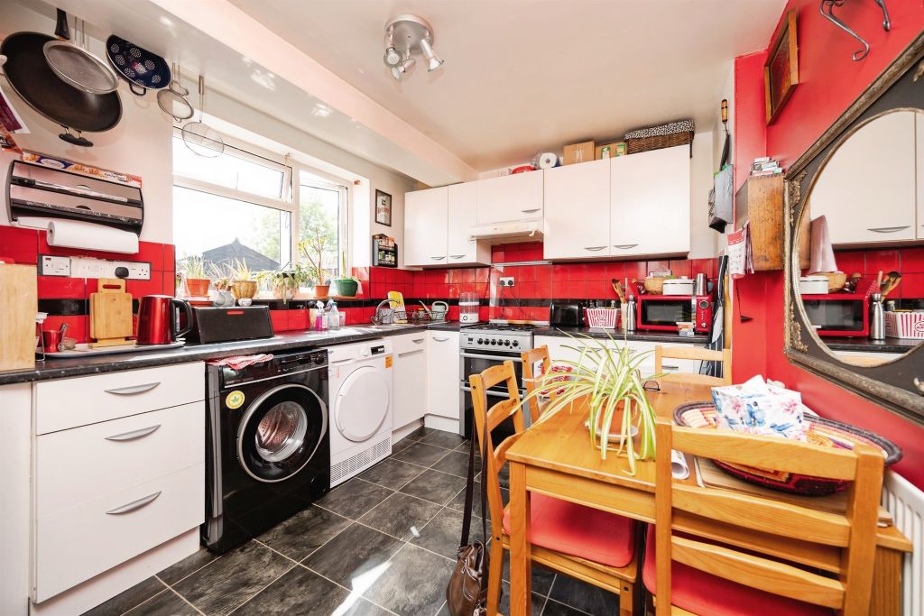 Property photo 3 of 14
