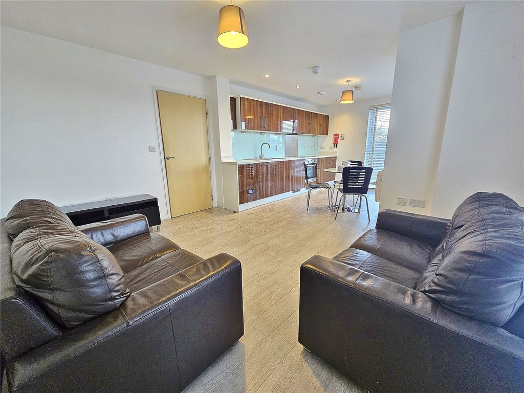 Property photo 2 of 10 Picture No. 08