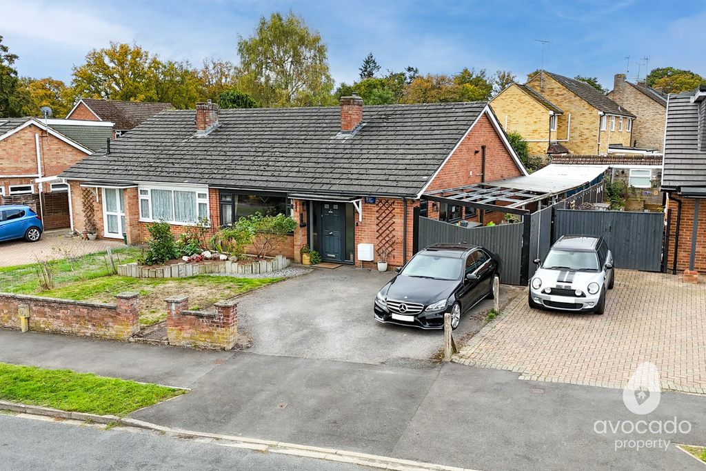 Property photo 1 of 15 4583800