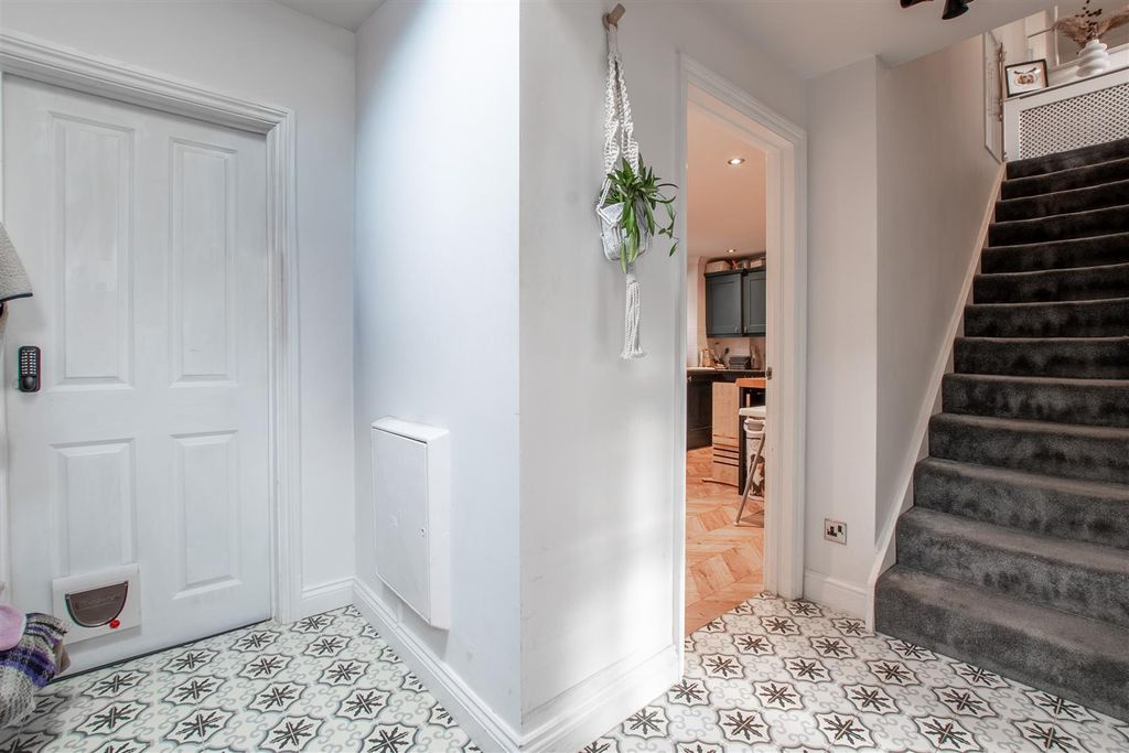 Property photo 3 of 17 Dsc_6112-Hdr-2.Jpg