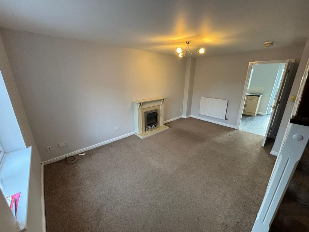 Property photo 2 of 7 Lounge