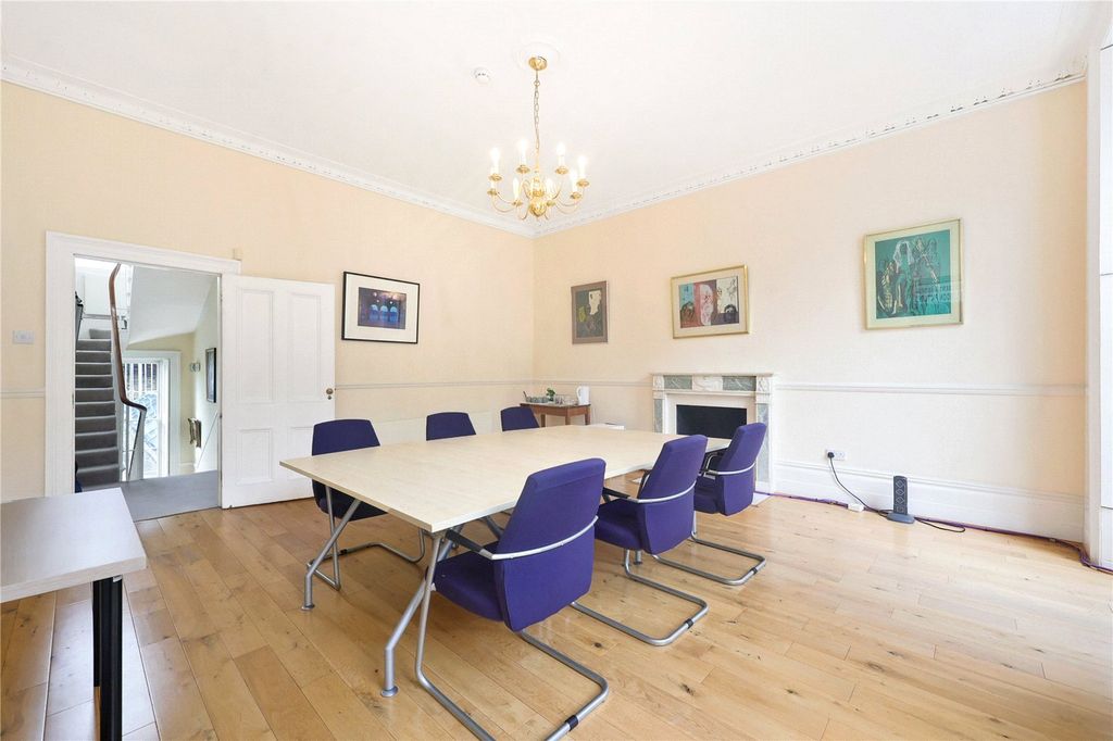 Property photo 3 of 18 Picture No. 22