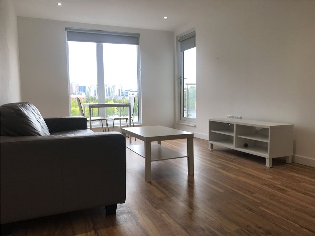 Property photo 2 of 8 Picture No. 01