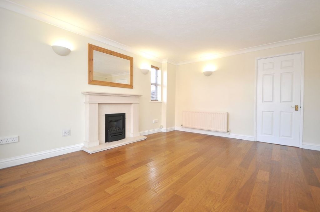 Property photo 3 of 20