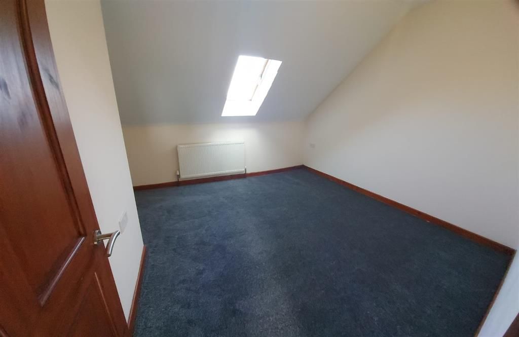 Property photo 3 of 11 Balcony