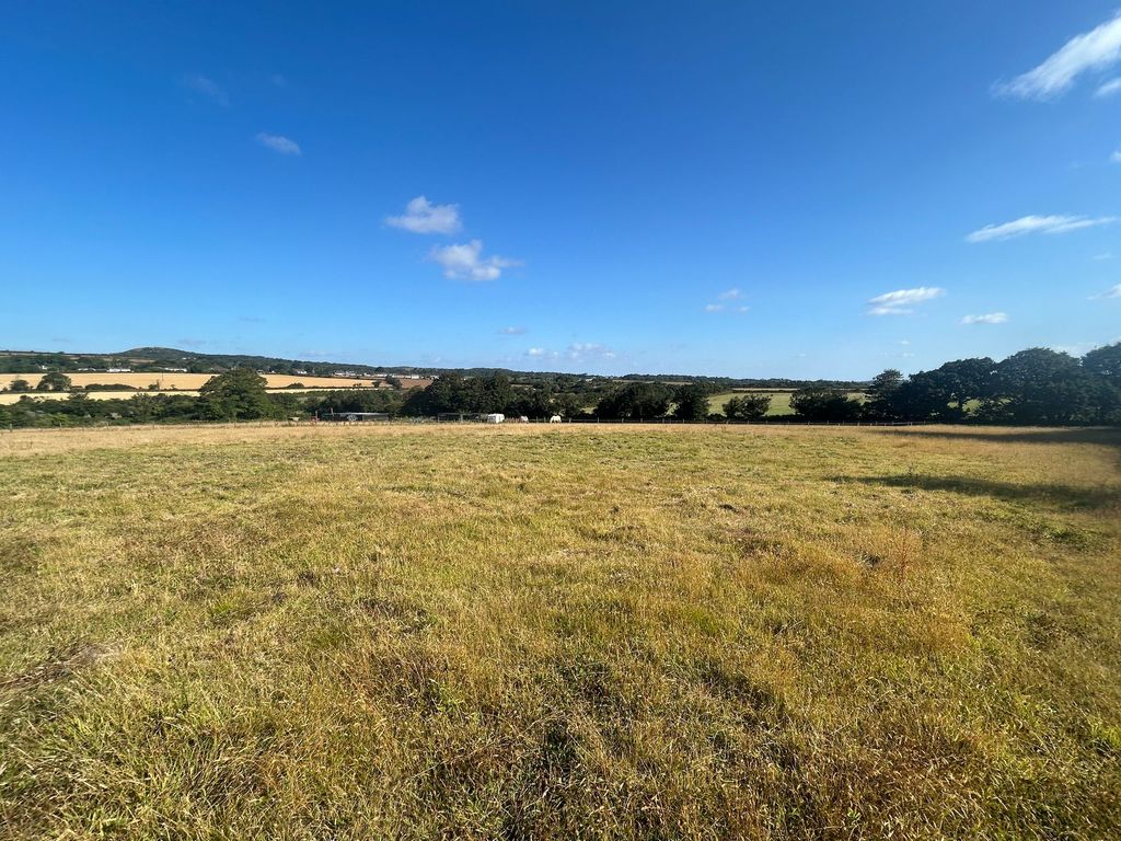 Property photo 1 of 4