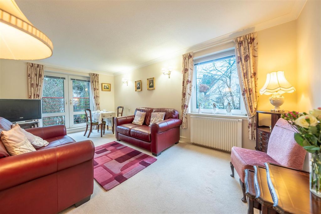 Additional image 4 of 2 bed flat for saleWindsor Terrace, Perth PH2