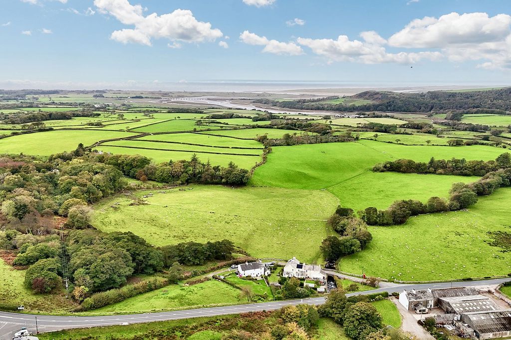 Property photo 1 of 30