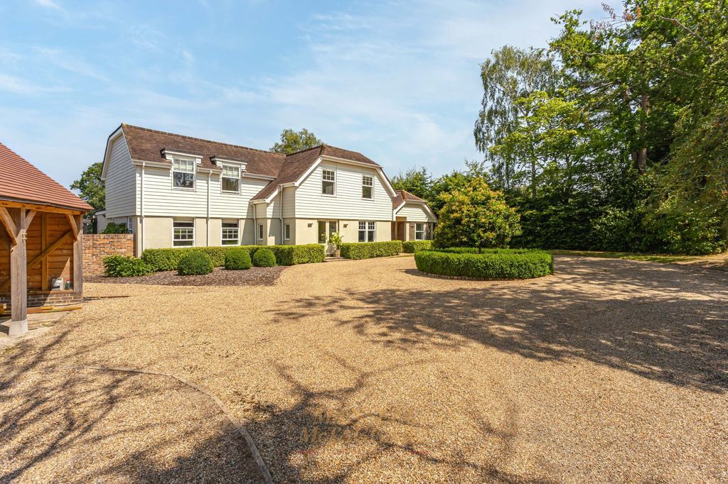 Property photo 1 of 30
