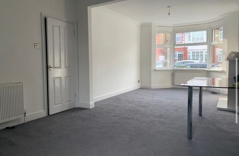 Property photo 3 of 7 Photo 3