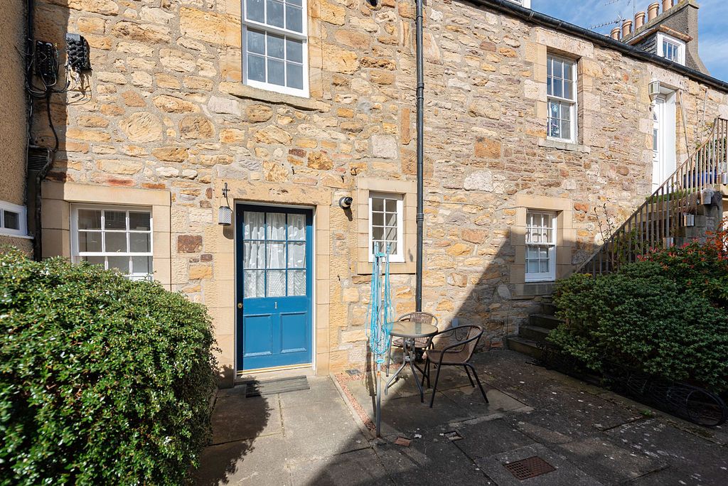 Property photo 2 of 17 External