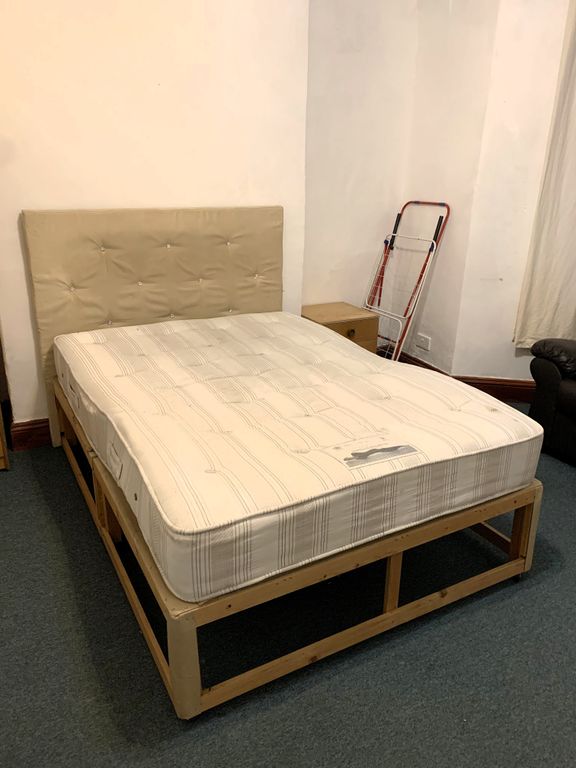 Property photo 1 of 3