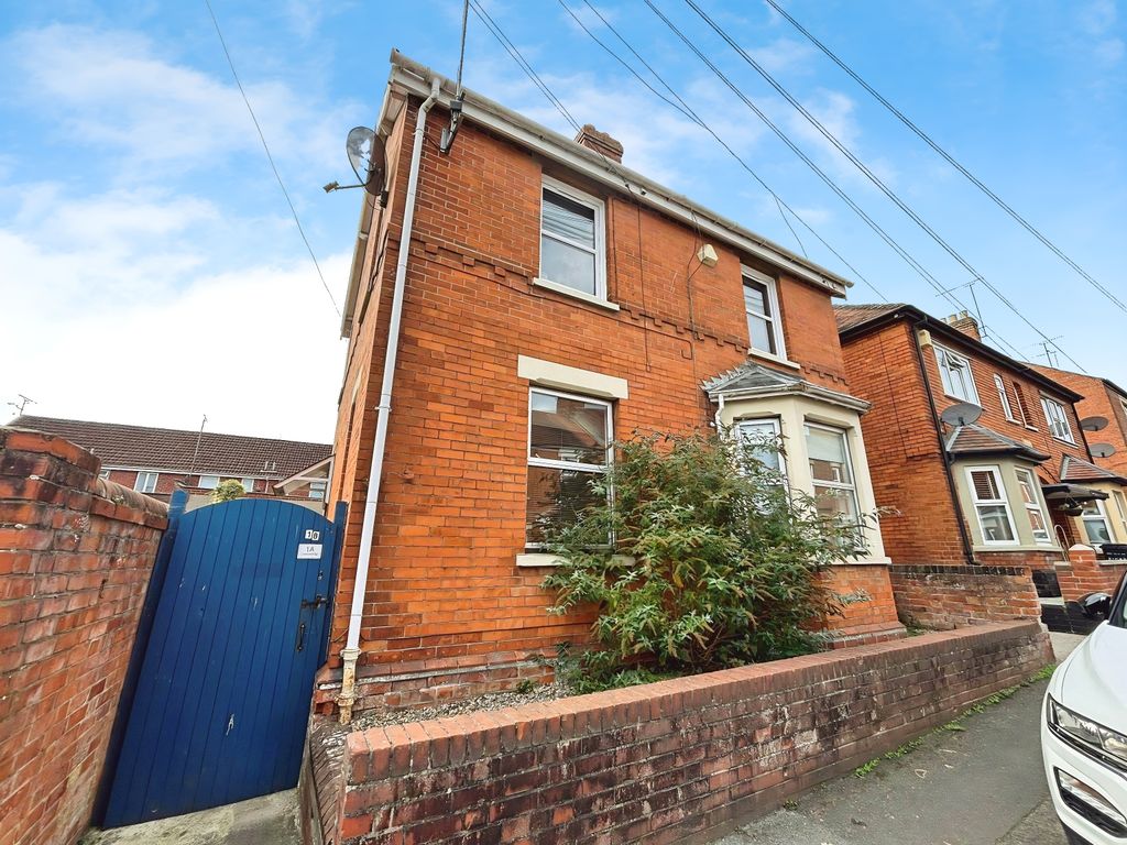 Property photo 1 of 10