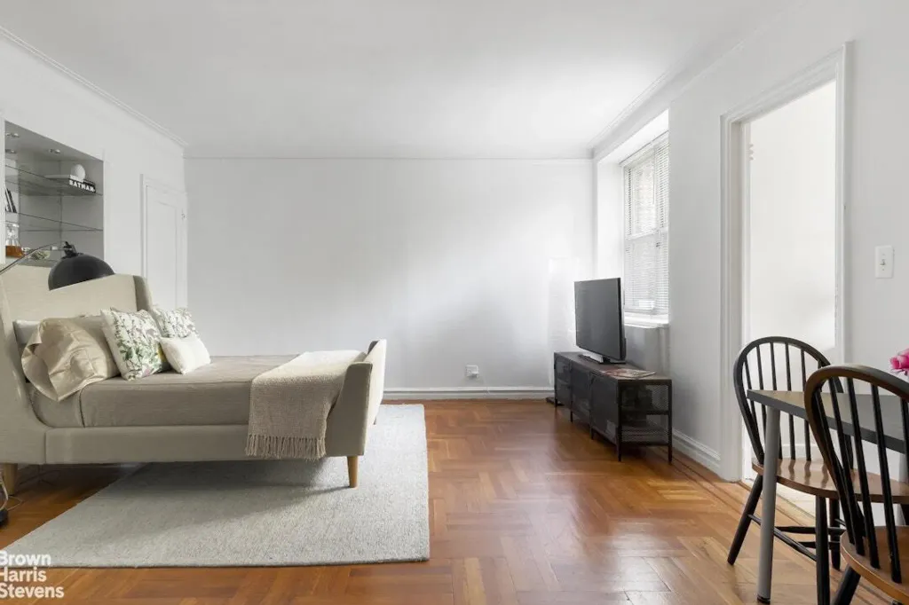 Property photo 3 of 7 <Alttext/>