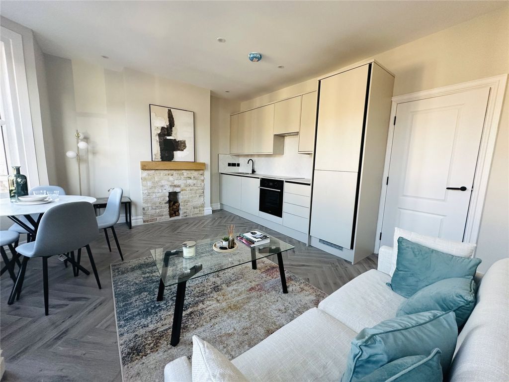 Property photo 3 of 10 Picture No. 08