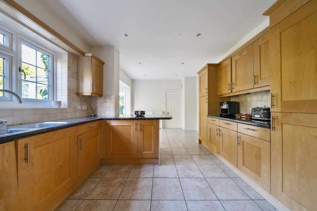 Property photo 2 of 19 1215012 (18).Jpg