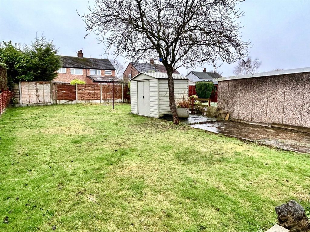 Property photo 2 of 16 Garden