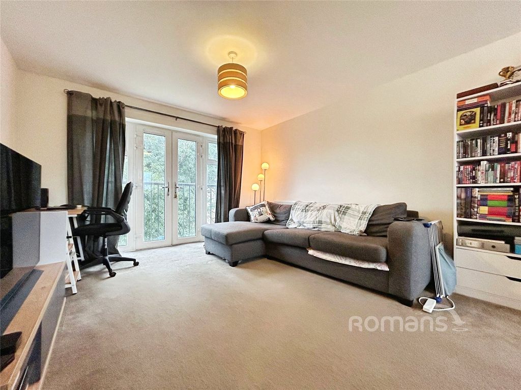 Property photo 2 of 7 Picture No. 03