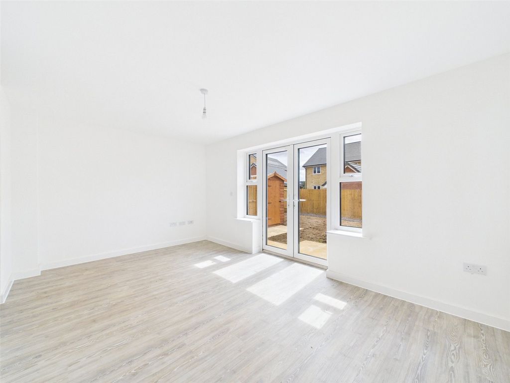 Property photo 2 of 12 Picture No. 05